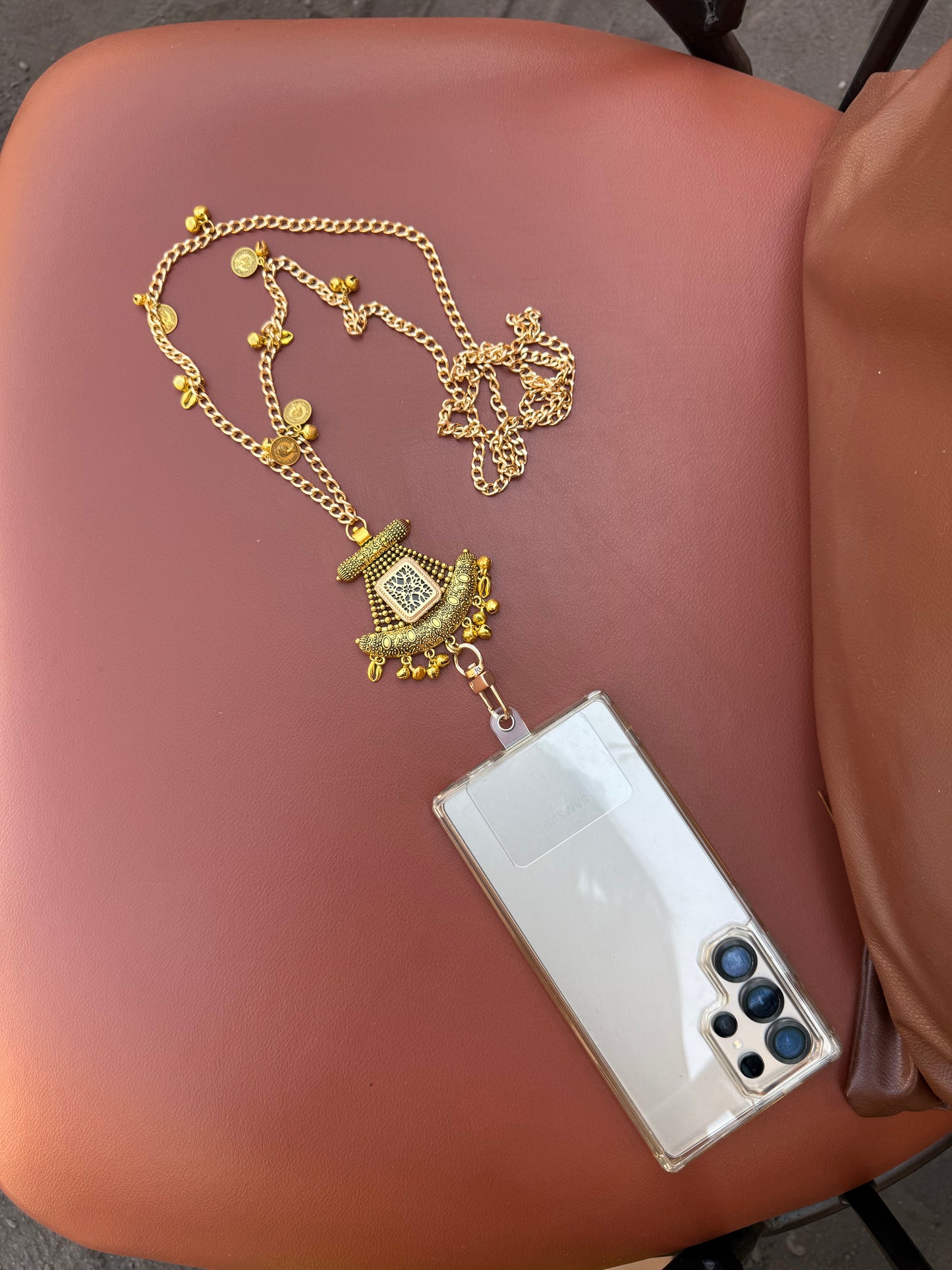 Trendy Metal Chain Lanyard with Stylish Pendant for Women | Durable Daily Use Hanging Chain for Mobile, Card Holder & Accessories