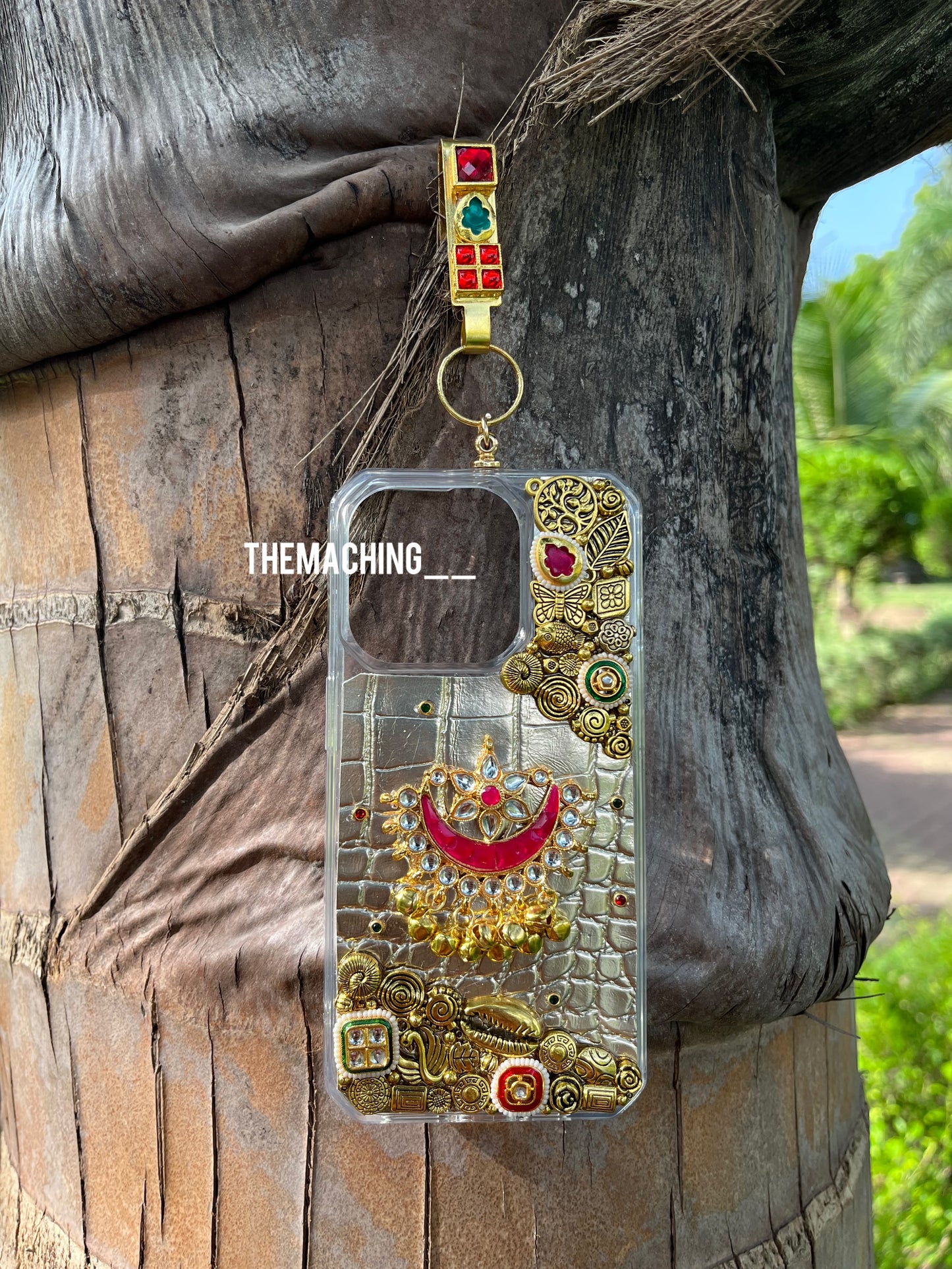 Leather Gold with Saree Hook Luxury Fancy Phone Case
