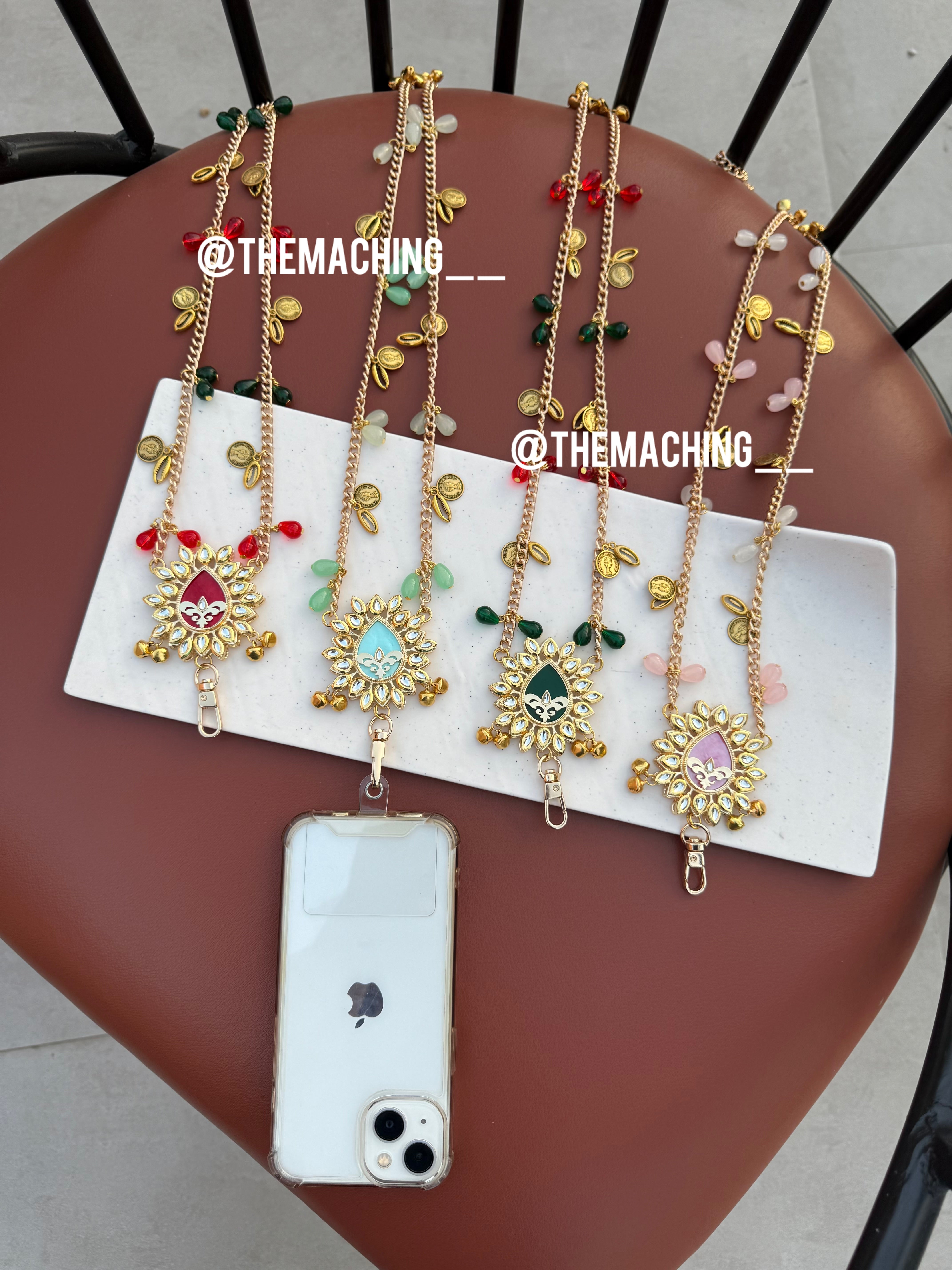 Vintage Pendent Luxury Mobile Sling