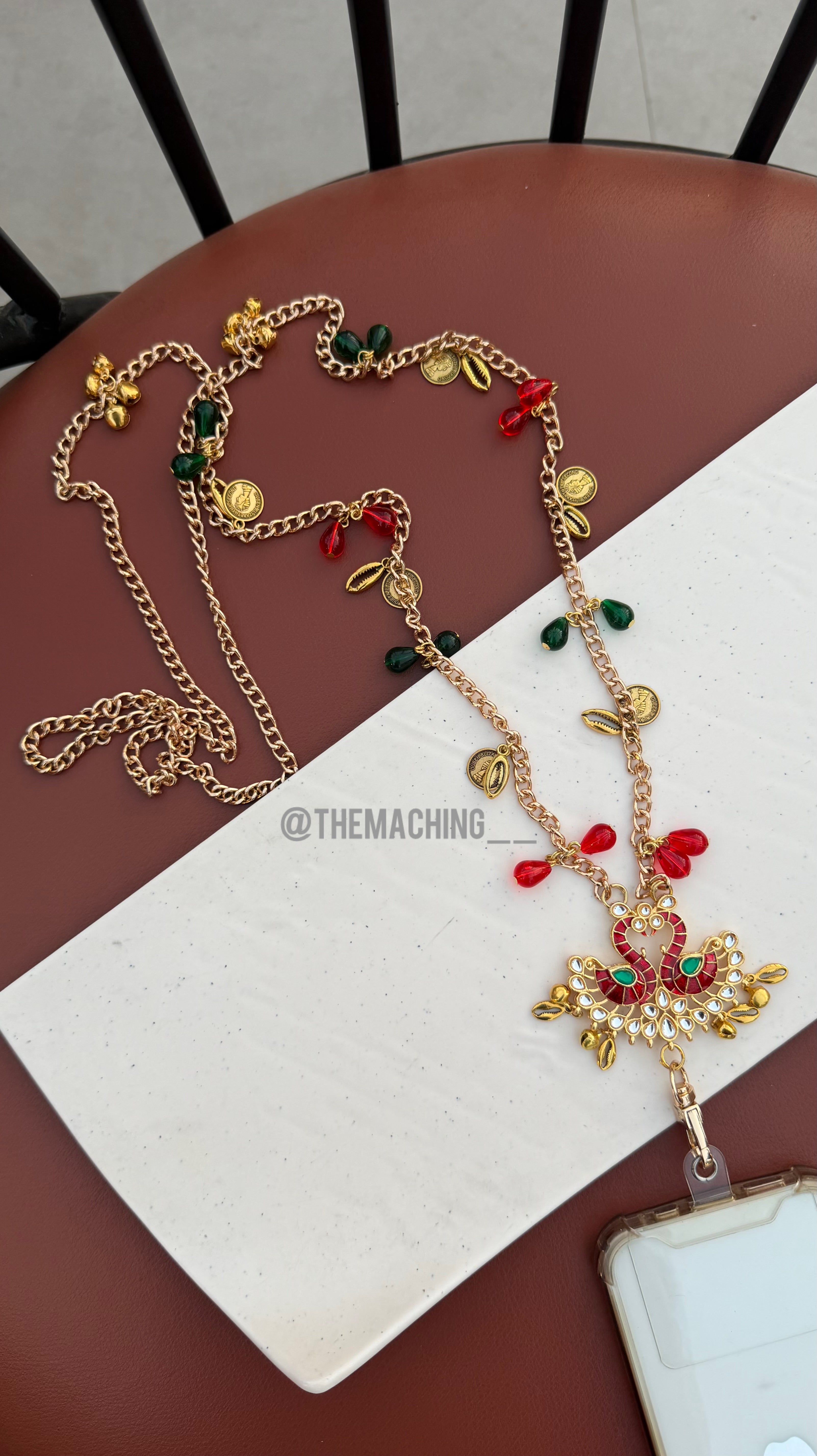 Vintage Pendent Luxury Mobile Sling