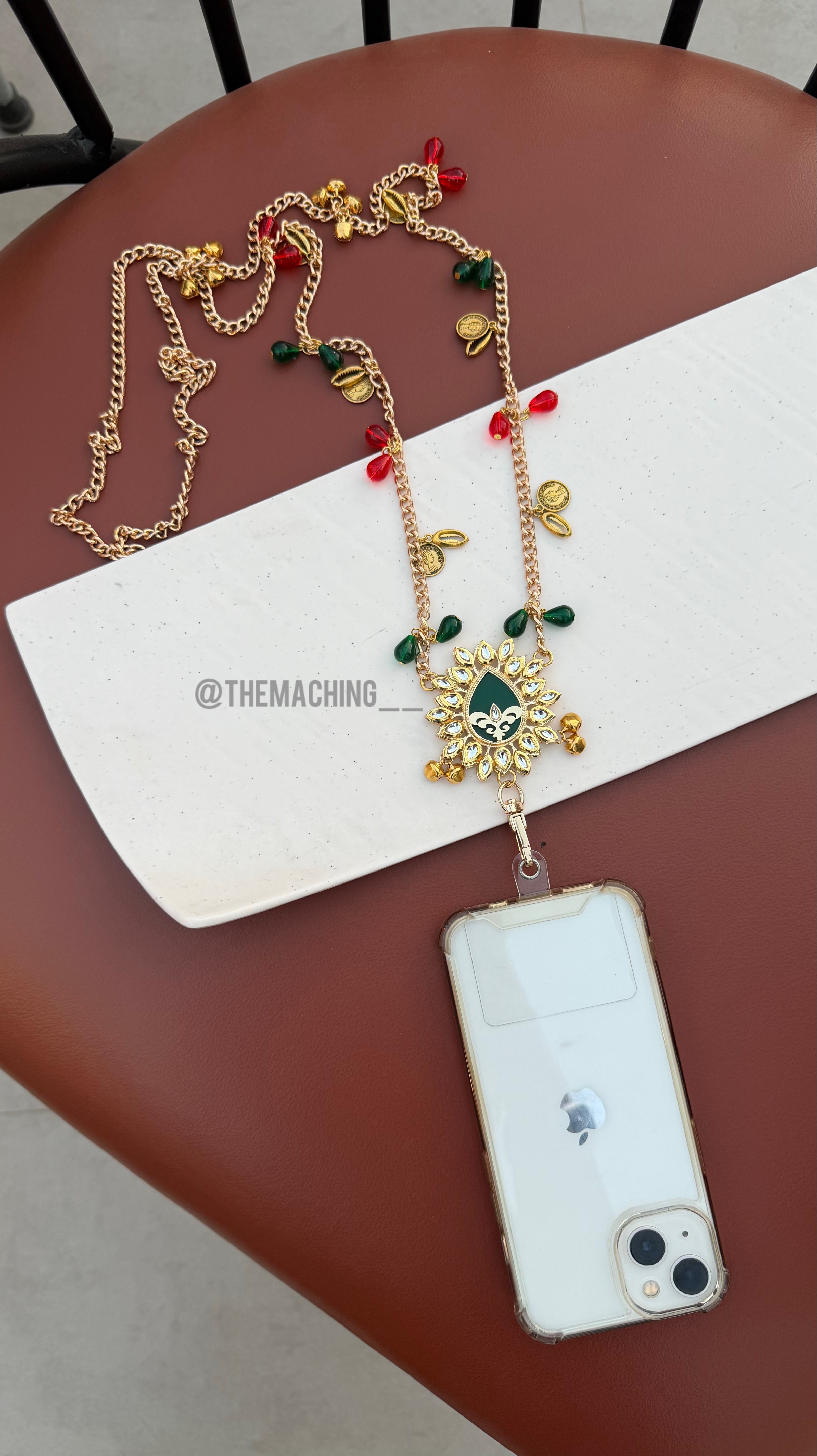 Vintage Pendent Luxury Mobile Sling