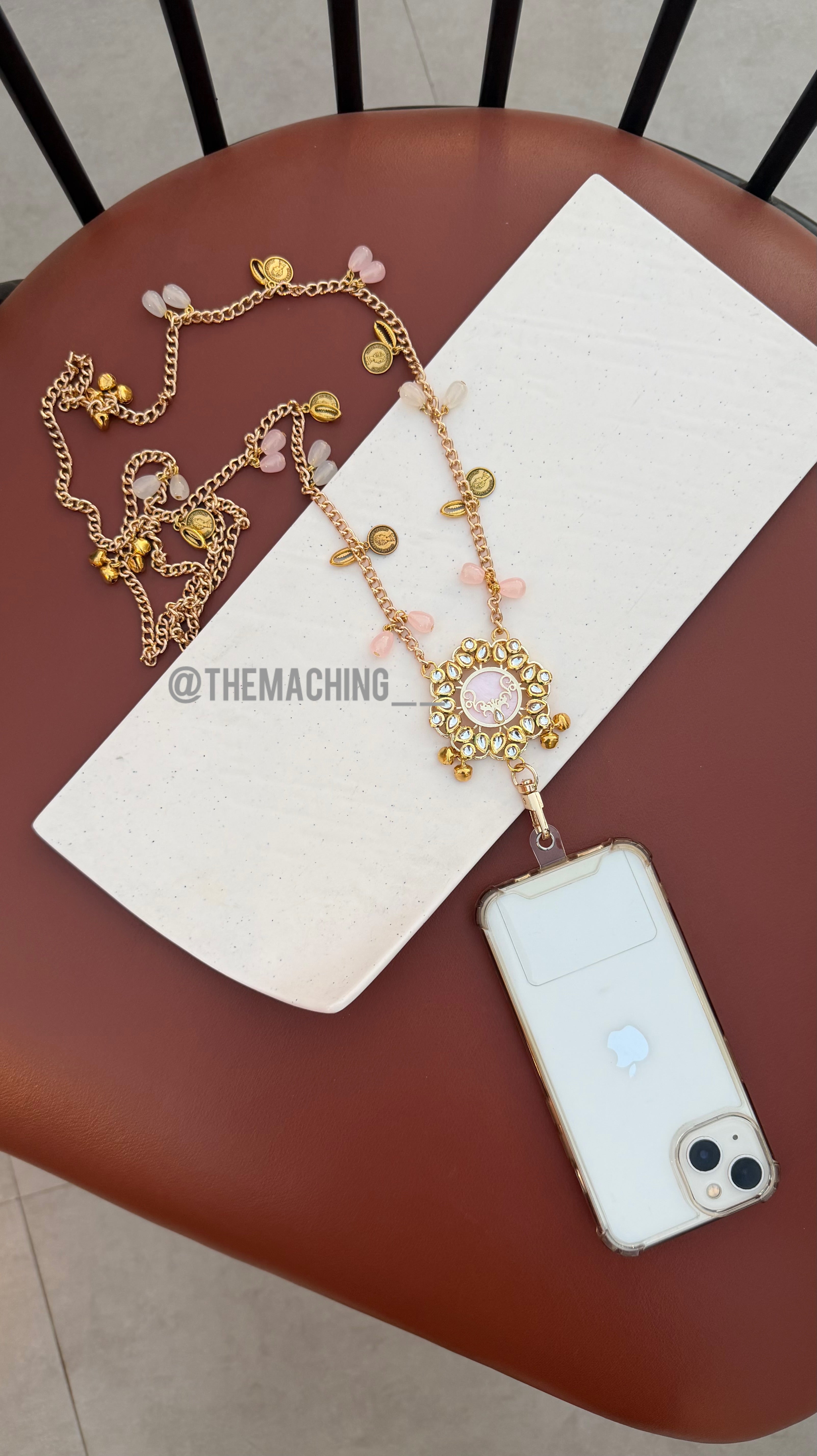 Vintage Pendent Luxury Mobile Sling
