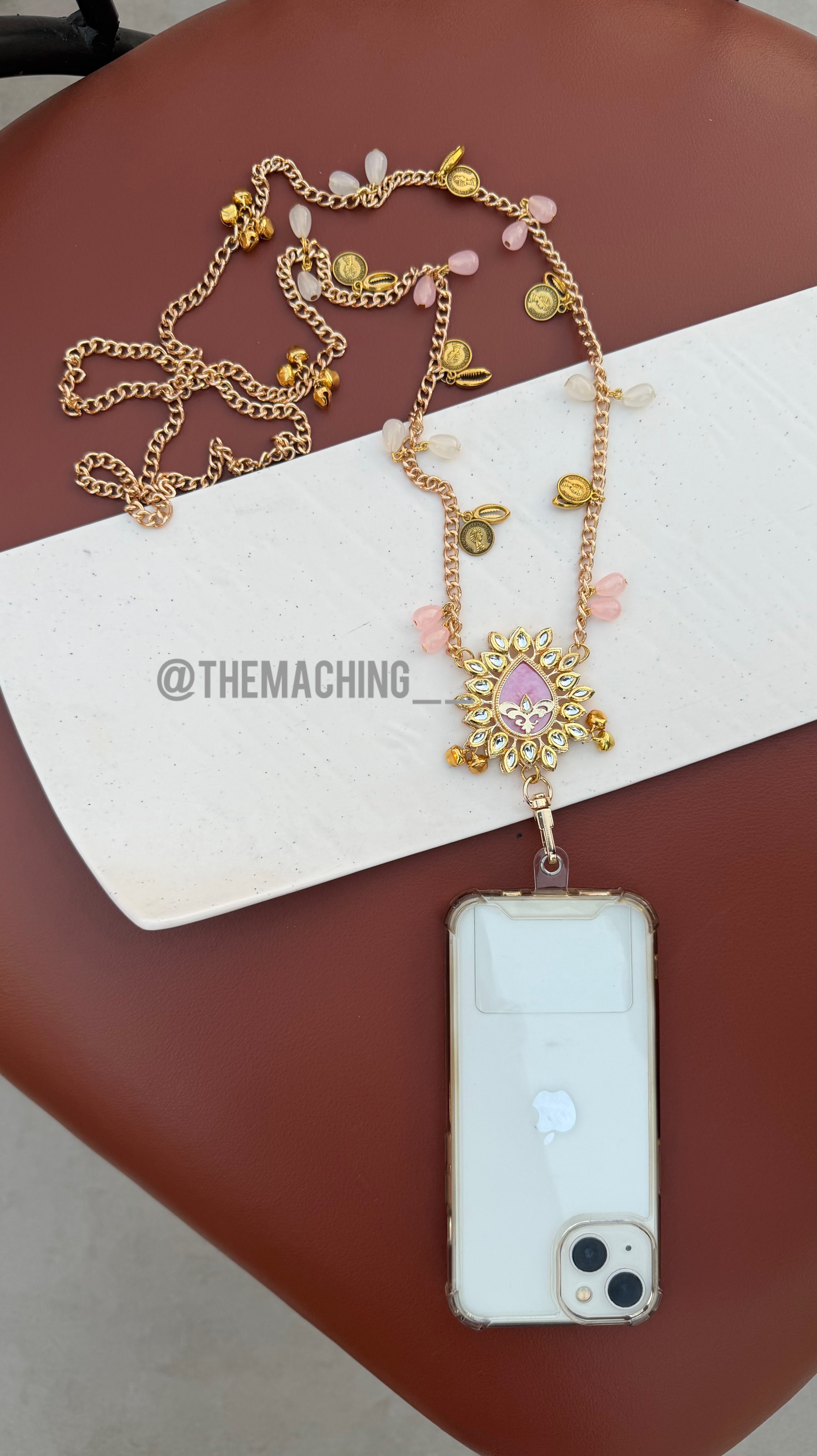 Vintage Pendent Luxury Mobile Sling